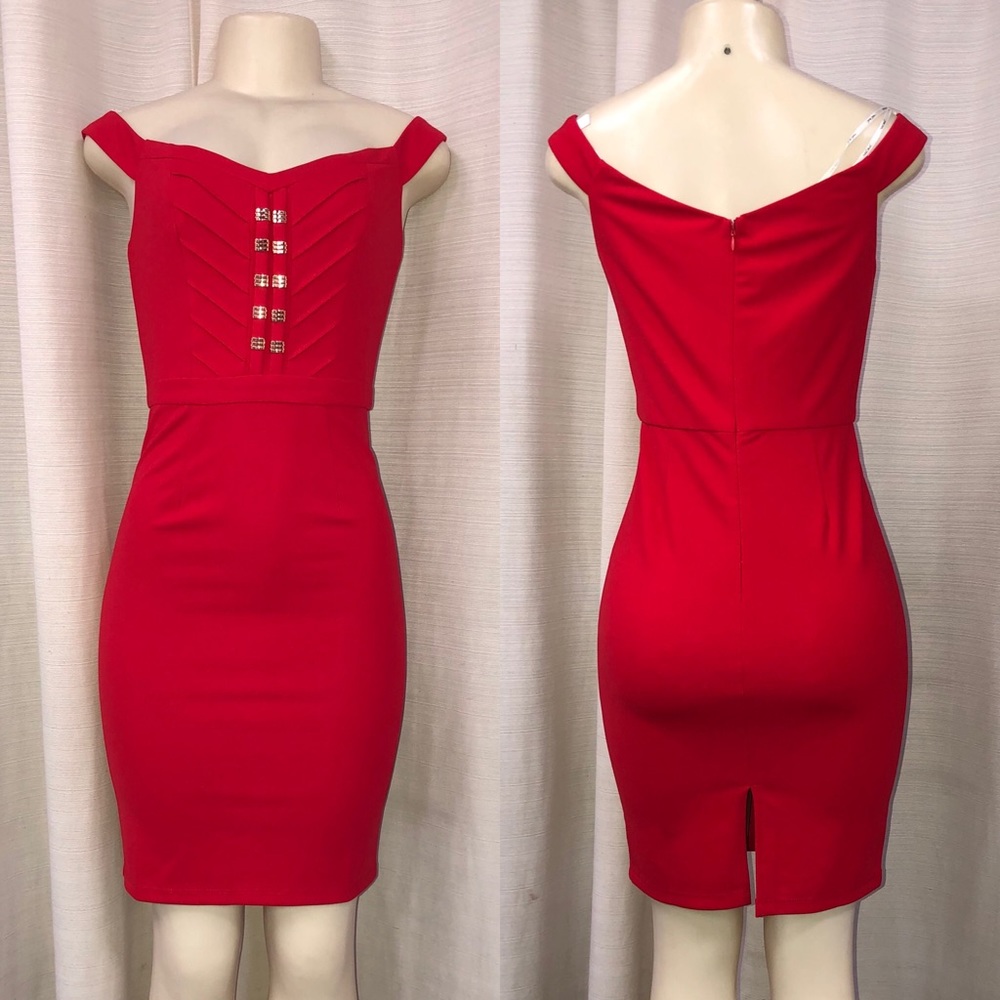 Cute red dress - Picture 2 of 3